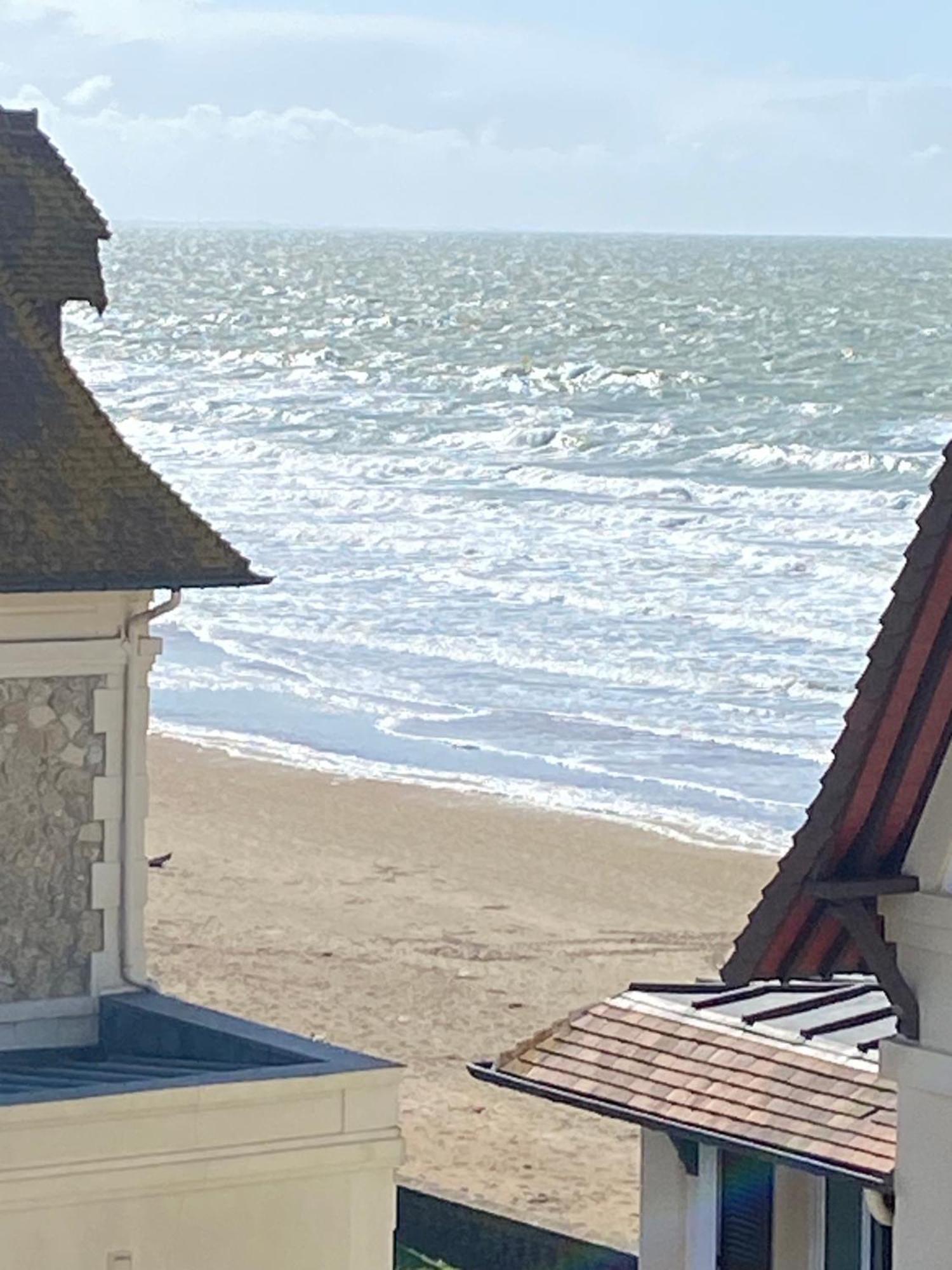 Beau Studio Au Bord De La Mer Blonville-sur-Mer Kültér fotó